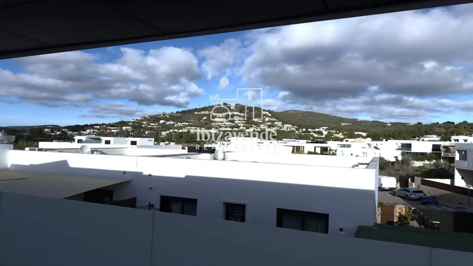 Vista exterior de Casa o xalet en venda en Santa Eulària des Riu amb Aire condicionat, Calefacció i Piscina