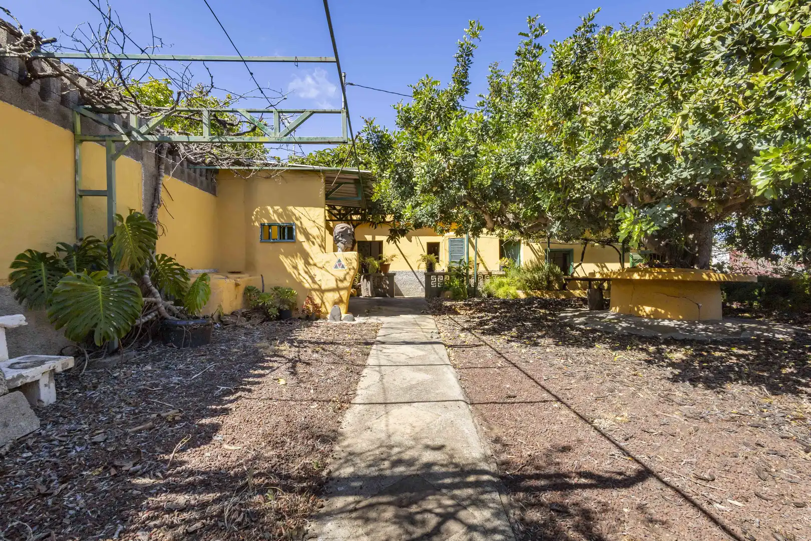 Außenansicht von Haus oder Chalet zum Verkauf in San Cristóbal de la Laguna mit Privatgarten, Terrasse und Abstellraum