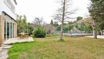 Jardí de Casa o xalet en venda en Castelldefels amb Aire condicionat, Terrassa i Piscina