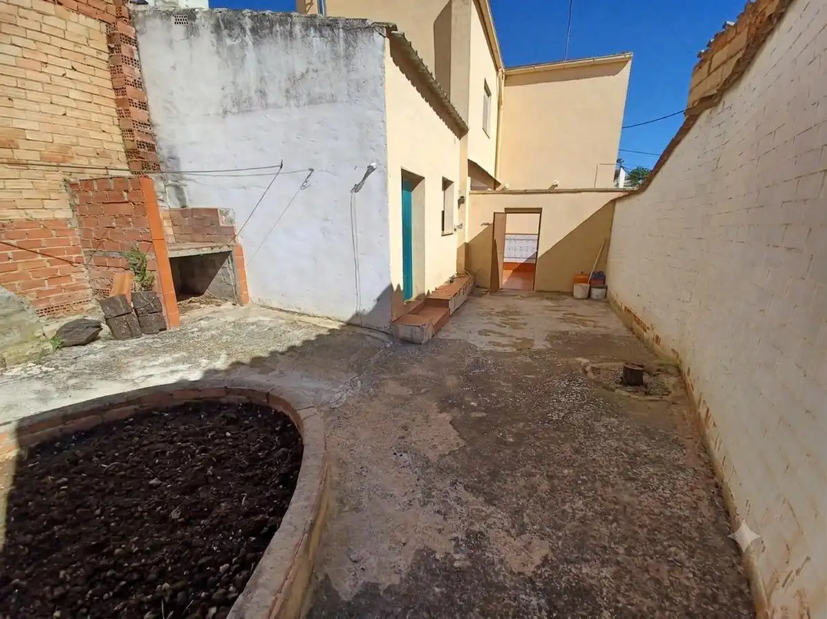 Exterior view of Houses for sale in Villalgordo del Júcar  with Air Conditioner, Heating and Furnished