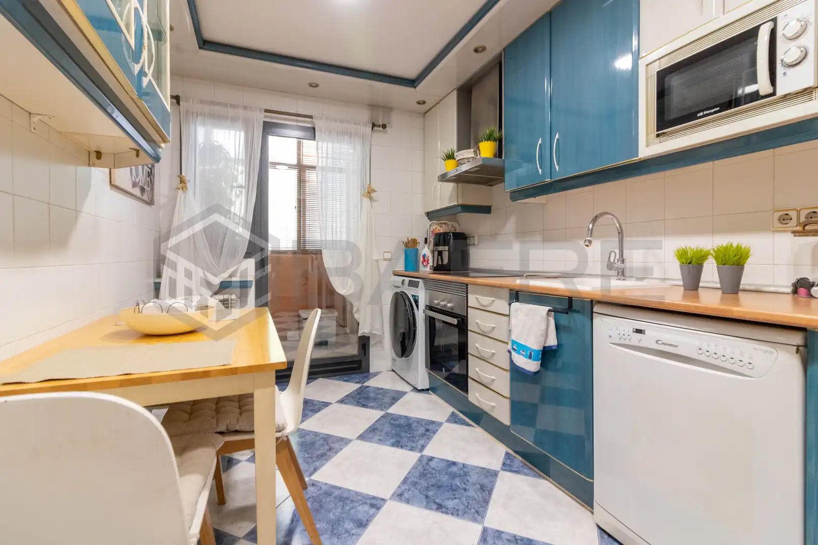 Cocina de Piso en venta en Móstoles con Calefacción, Trastero y Balcón