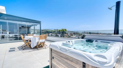 Foto 2 de Dúplex de alquiler en Altos de Estepona, Málaga