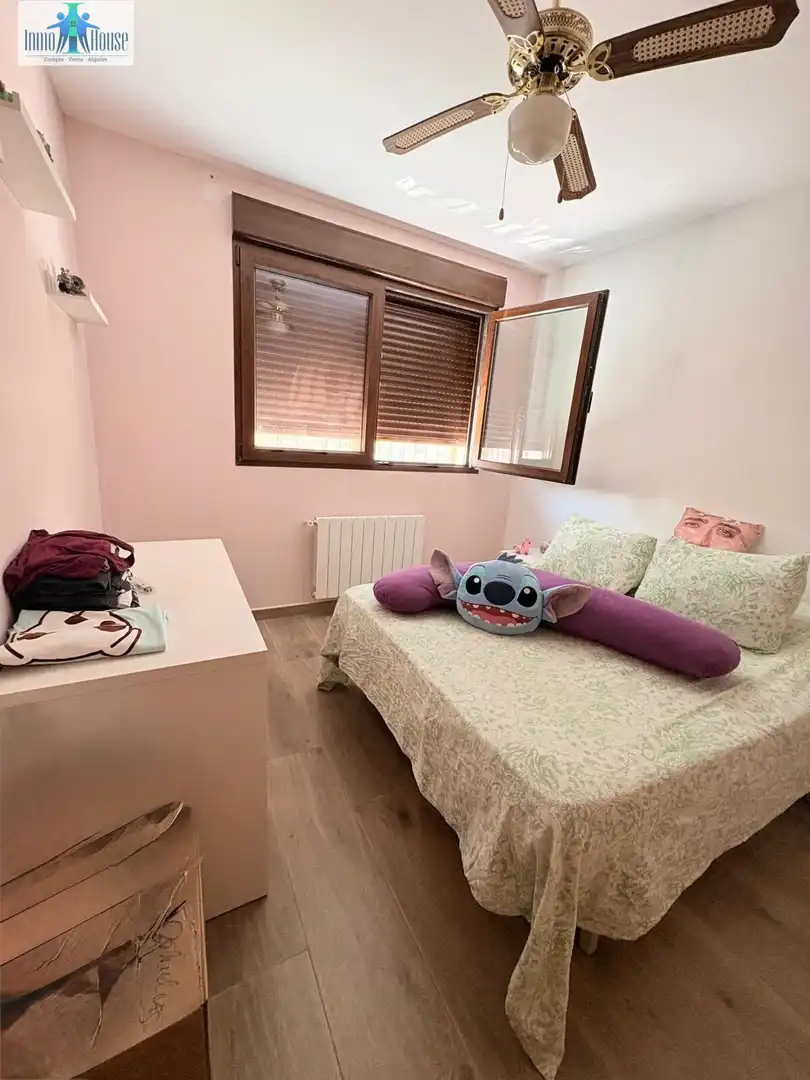 Dormitori de Casa o xalet en venda en Albacete amb Aire condicionat, Calefacció i Jardí privat
