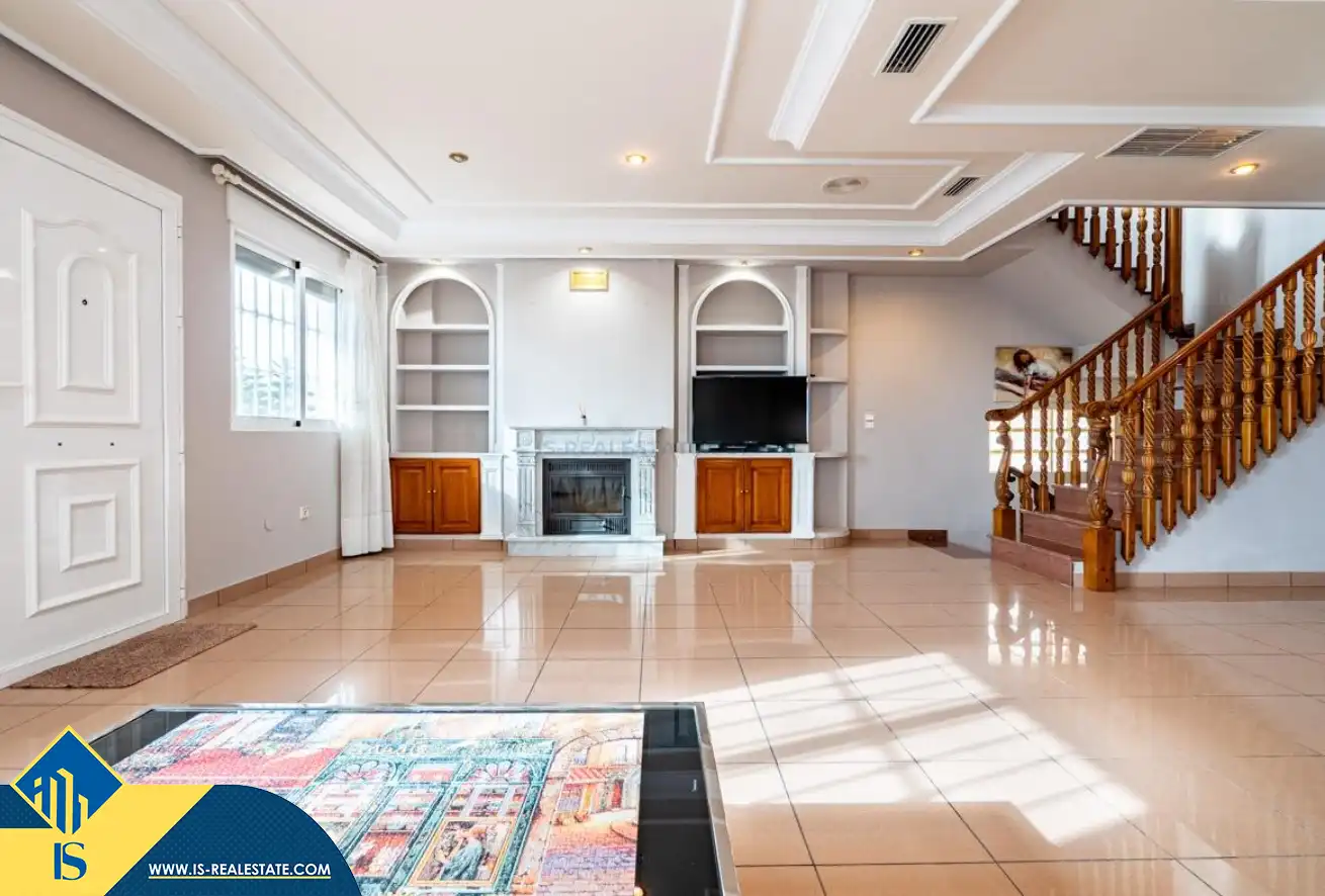 Villa con piscina in vendita a Playa de los Locos, imagen 4