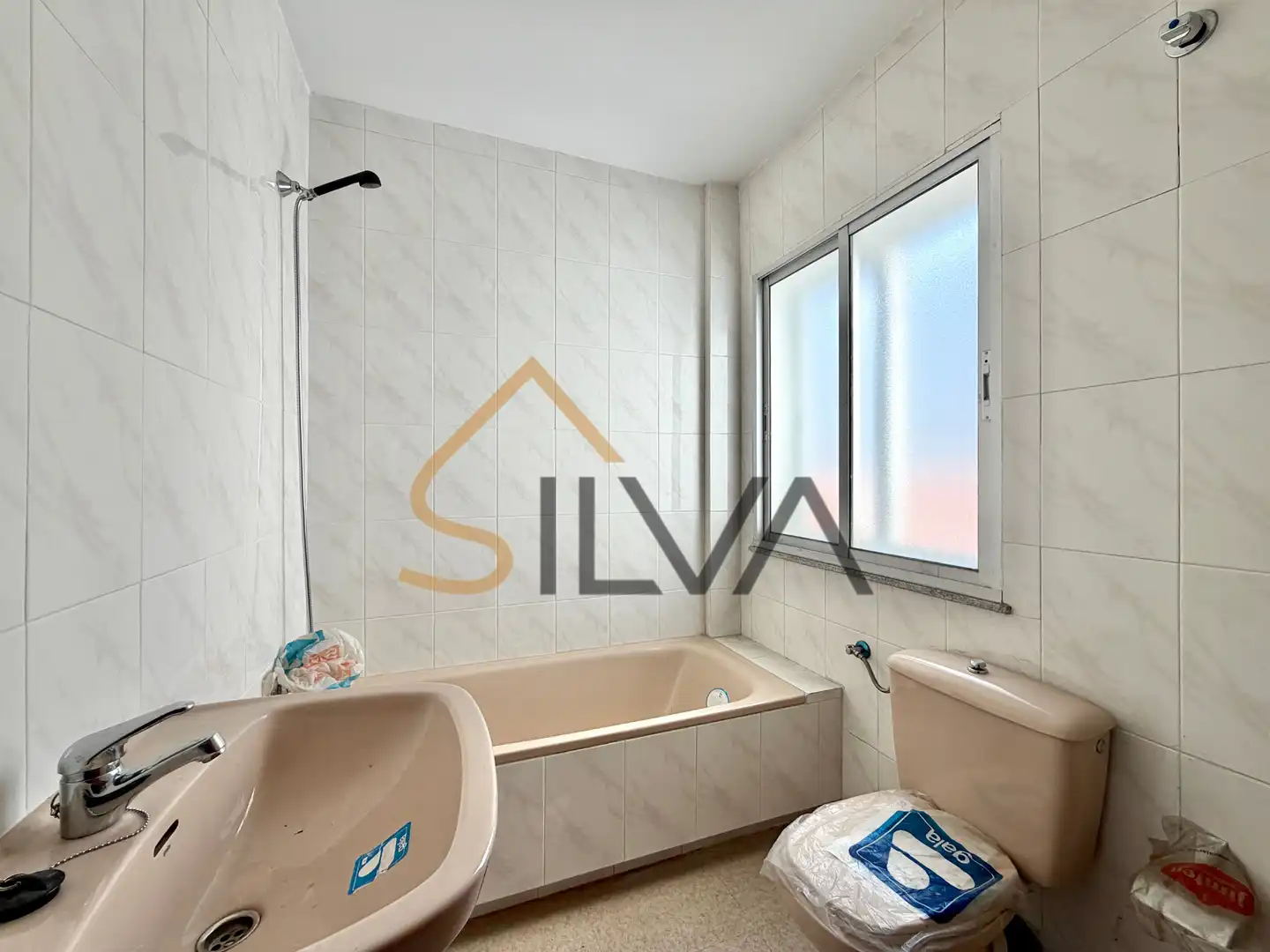 Bathroom of Buildings for sale in Lugo  with Alarm