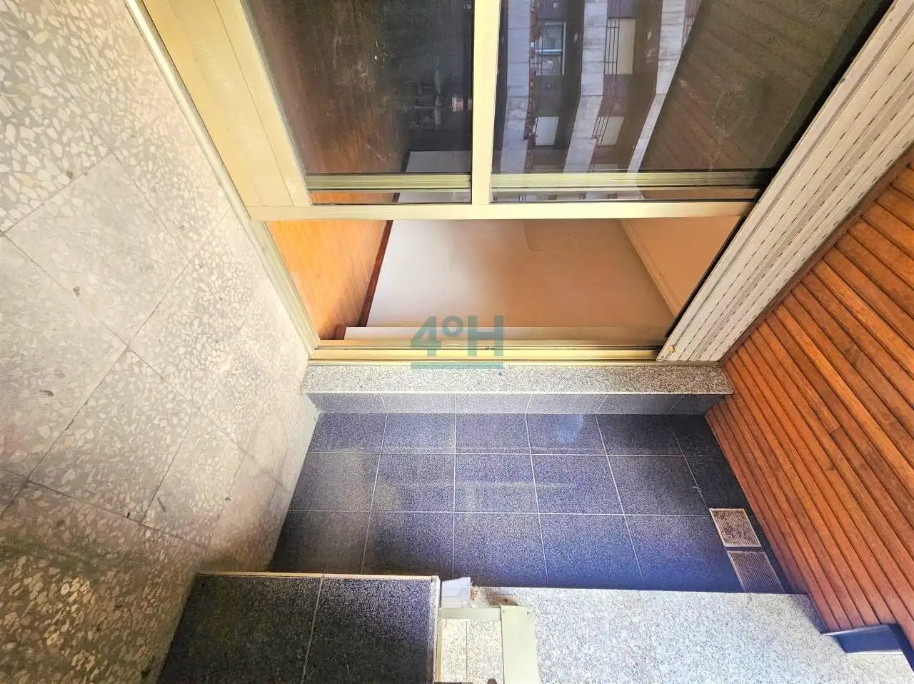 Terrasse von Wohnung zum Verkauf in Ourense Capital  mit Heizung, Parkett und Terrasse