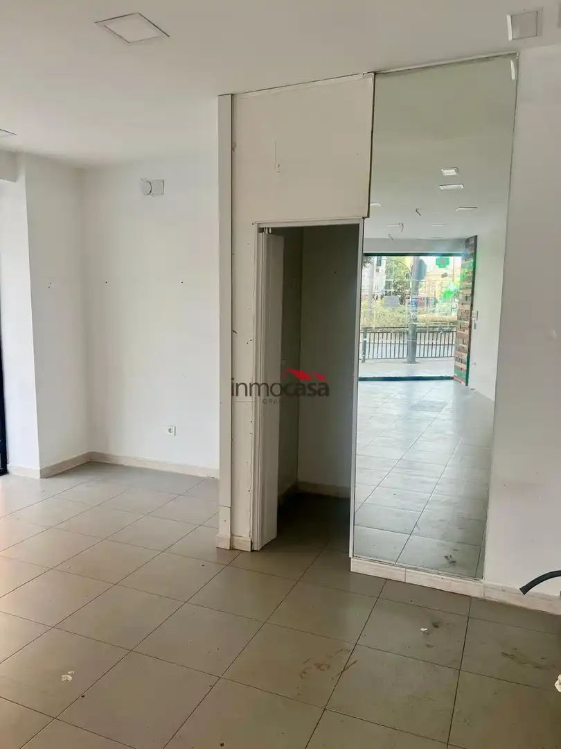 Commercial properties for rent in Avenida DON BOSCO, Barrio de Zaidín