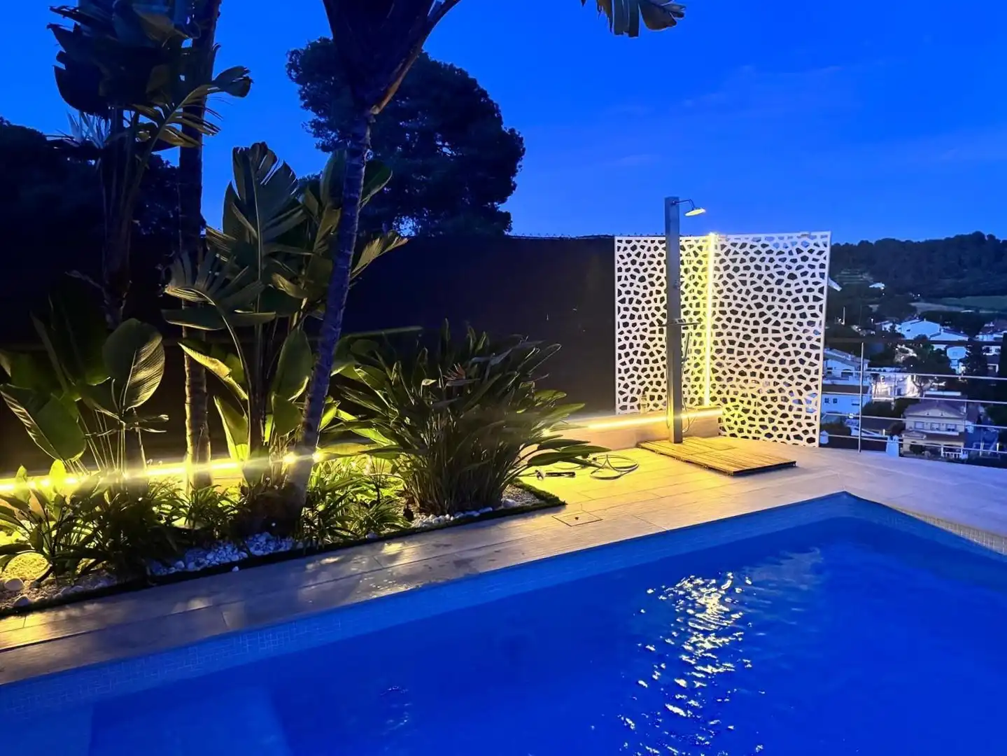 Piscina de Casa o chalet en venta en Cubelles con Aire acondicionado, Calefacción y Jardín privado