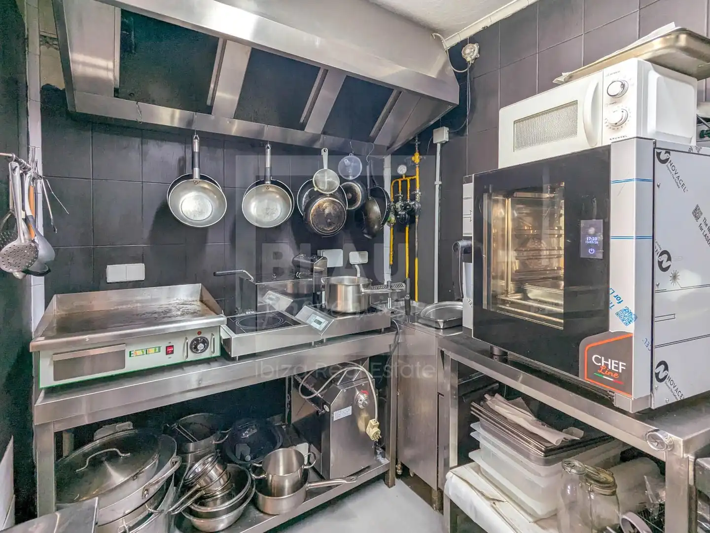 Cocina de Local en traspaso en Sant Josep de sa Talaia con Aire acondicionado, Amueblado y Internet