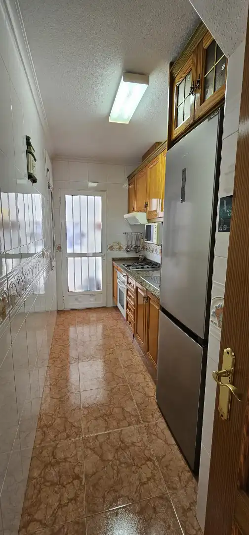 Cocina de Casa adosada en venta en Pilar de la Horadada con Aire acondicionado, Calefacción y Jardín privado