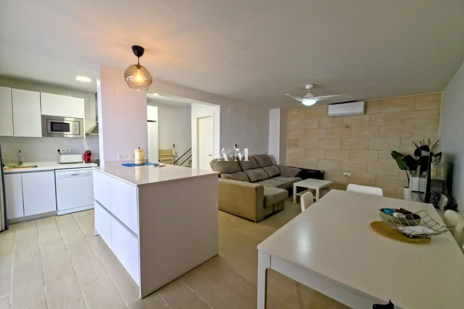 Sala d'estar de Casa o xalet de lloguer en Pilar de la Horadada amb Terrassa i Rentadora