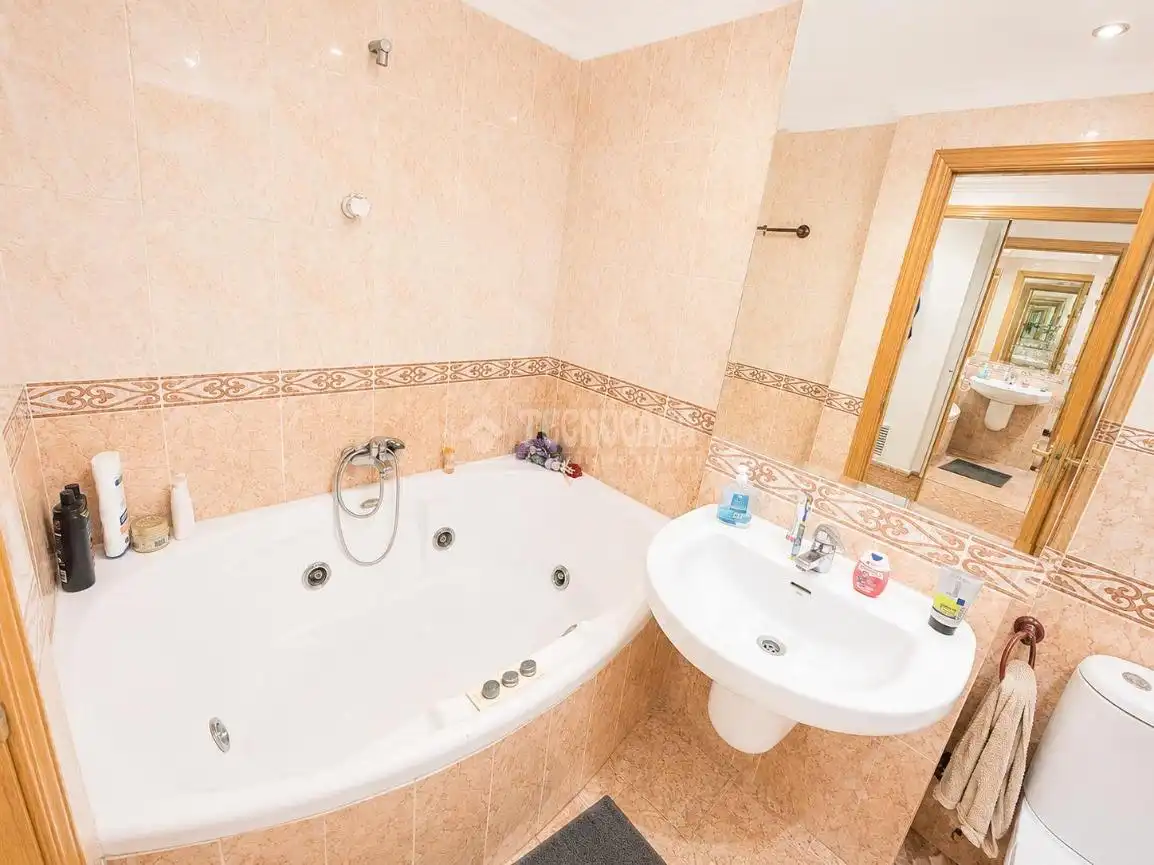 Baño de Piso en venta en Valencia con Trastero