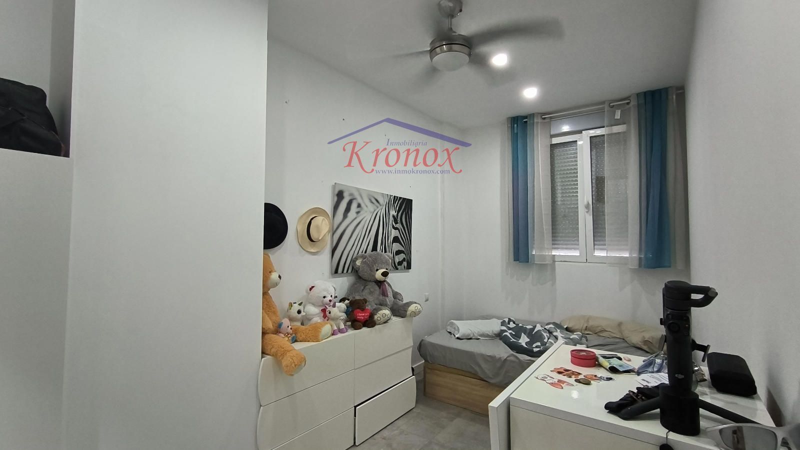 Bedroom of Flat for sale in  Madrid Capital  with Air Conditioner, Heating and Furnished