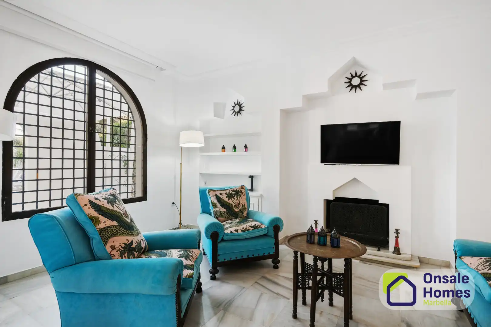Sala de estar de Casa o chalet en venta en Marbella con Aire acondicionado, Jardín privado y Terraza