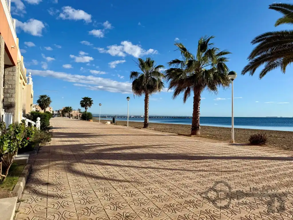 Vista exterior de Planta baja en venta en Cartagena
