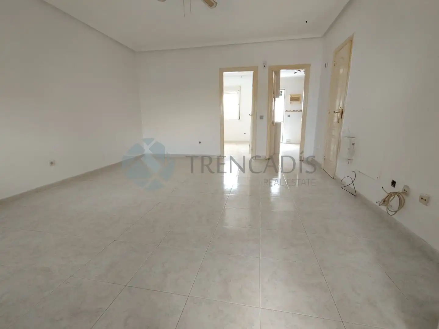 Casa aparellada en venda a golda meir, imagen 16
