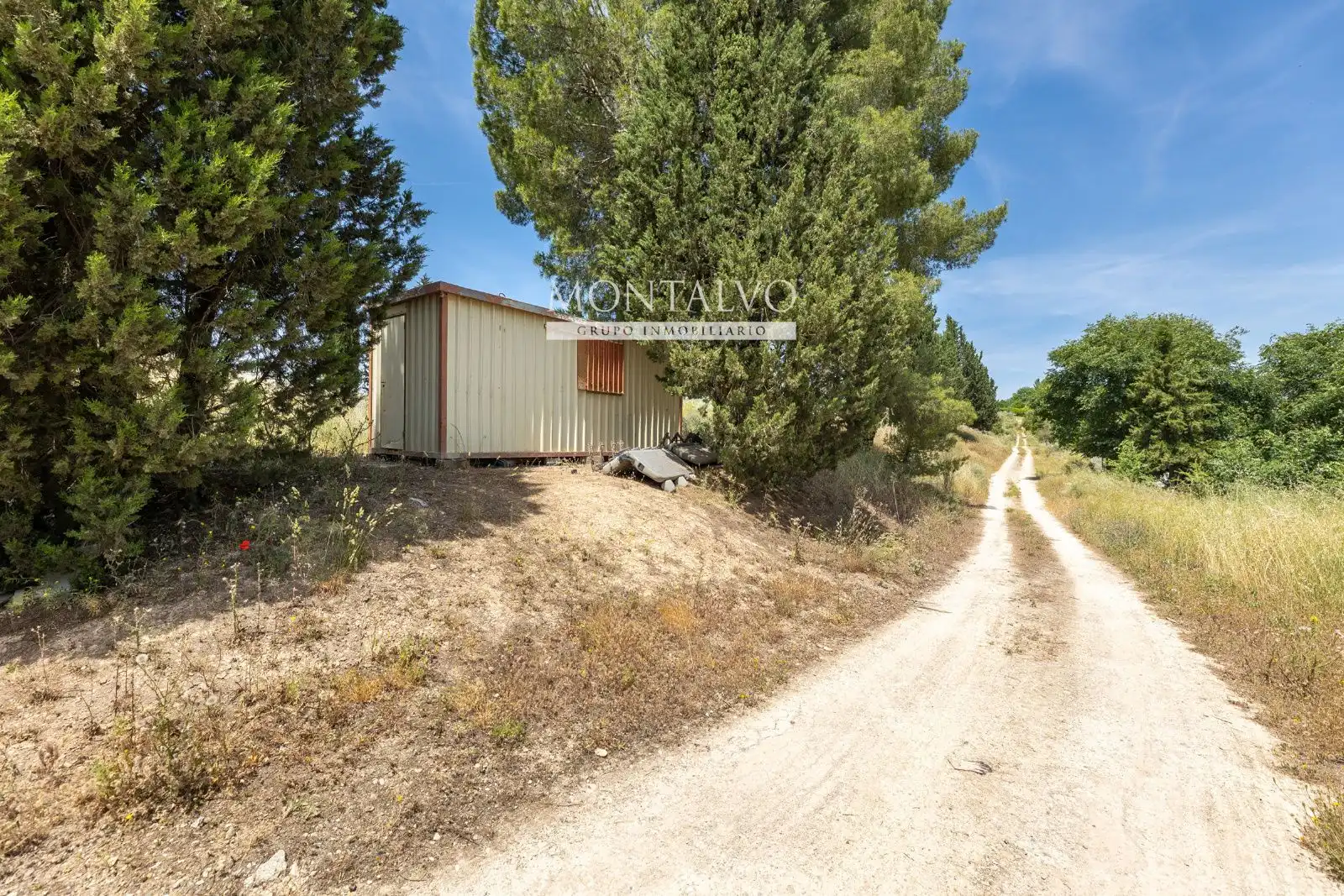 Land for sale in Pinos Puente