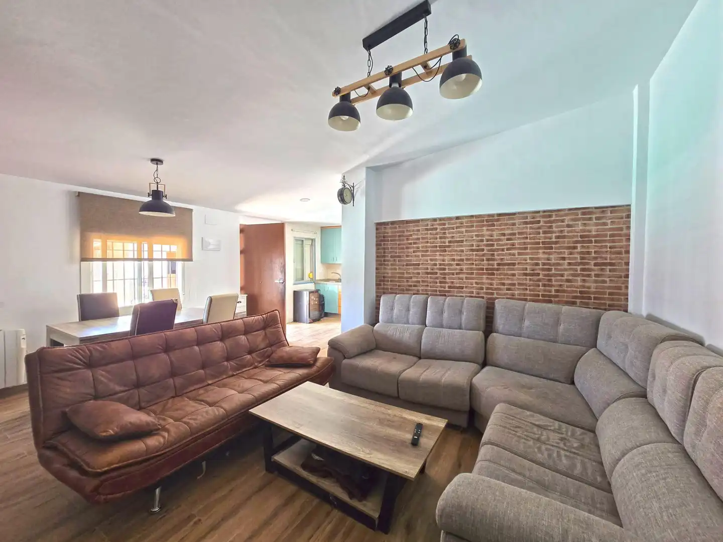 Sala de estar de Casa o chalet en venta en Mairena del Aljarafe con Jardín privado y Piscina