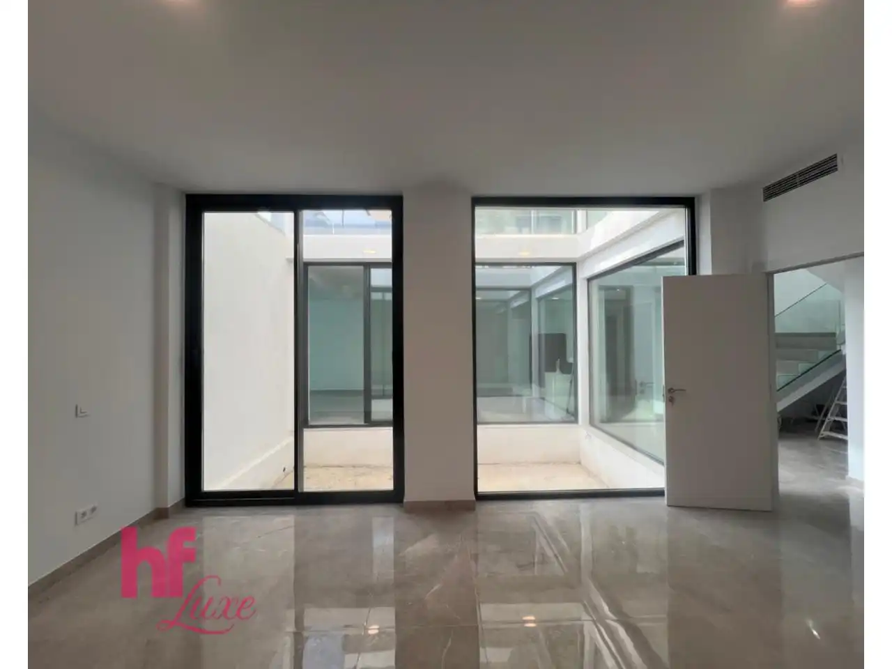 Detached house with pool for sale in Golf Bahía, imagen 13