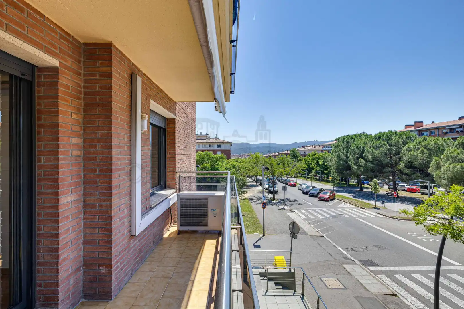 Exterior view of Flat for sale in Sant Cugat del Vallès  with Air Conditioner, Heating and Parquet flooring