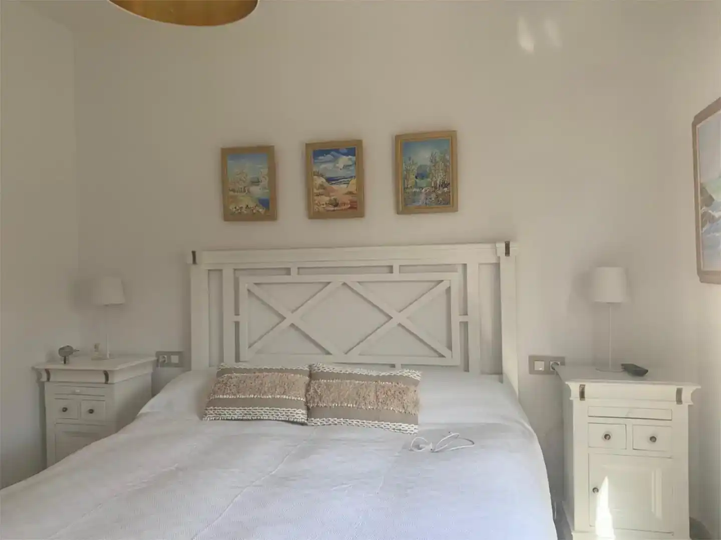 Schlafzimmer von Wohnung zum Verkauf in Chipiona mit Klimaanlage, Terrasse und Schwimmbad