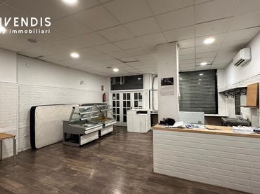 Local comercial en venda a Carrer Cronista Muntaner