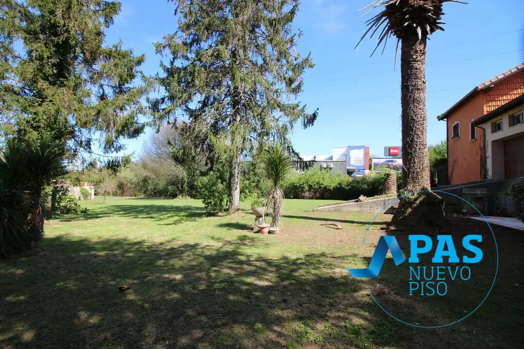 Casa o chalet en venta en El Astillero   con Calefacción, Jardín privado y Trastero