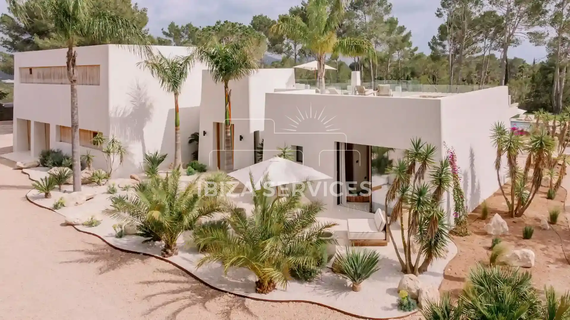 Außenansicht von Haus oder Chalet zum Verkauf in Santa Eulària des Riu mit Klimaanlage und Schwimmbad