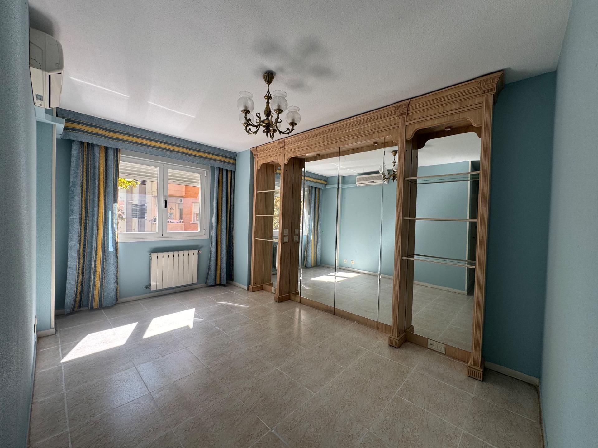 Bedroom of Flat to rent in Getafe  with Air Conditioner, Heating and Private garden
