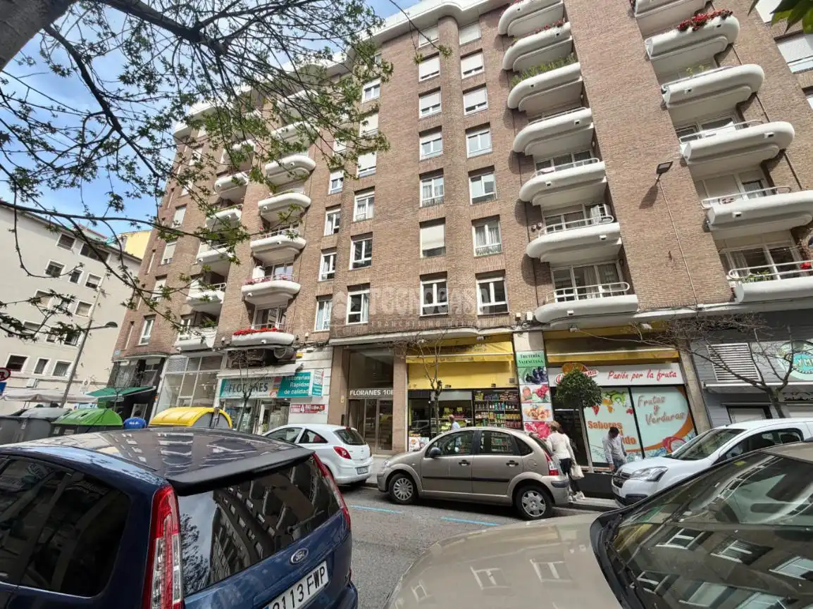 Piso de alquiler en Numancia - San Fernando