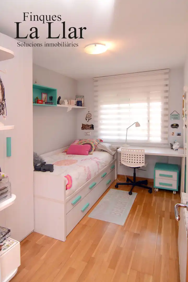 Habitación de Casa adosada en venta en Gavà con Aire acondicionado y Calefacción