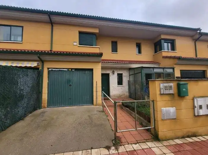 Vista exterior de Casa o chalet en venta en Cigales