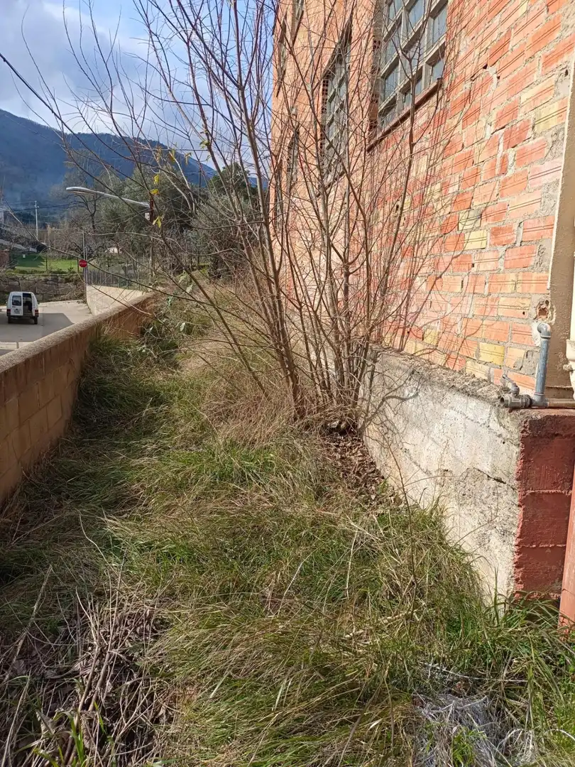 Nave industrial en venta en La Cellera de Ter