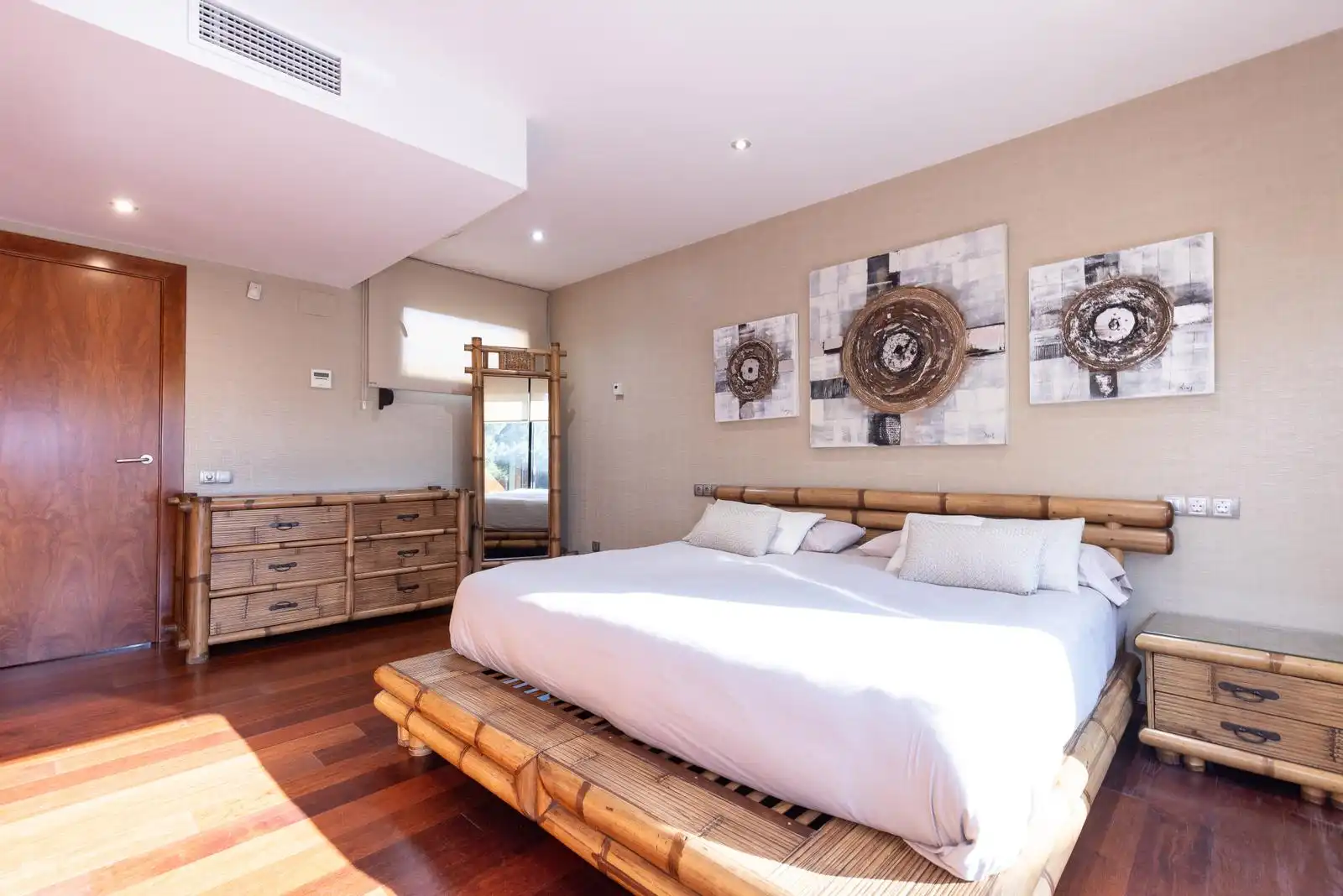 Habitación de Casa adosada en venta en Cambrils con Aire acondicionado, Calefacción y Jardín privado