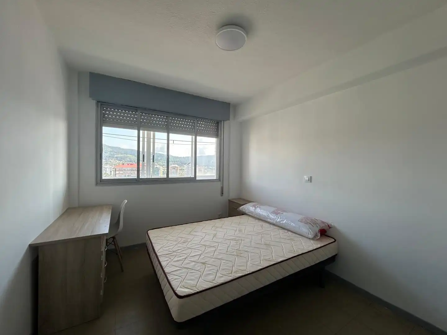 Flat for rent in Rúa Caldas de Reis, As Travesas - Balaídos