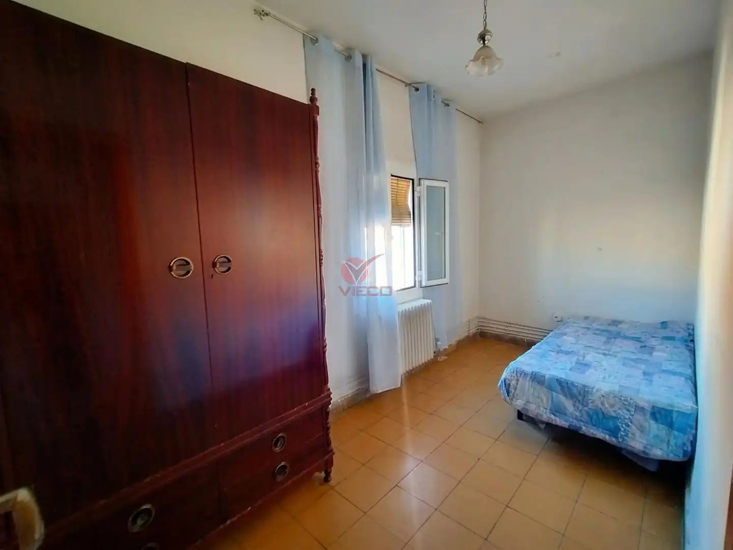 Schlafzimmer von Wohnung zum Verkauf in Cuenca mit Heizung, Terrasse und Möbliert