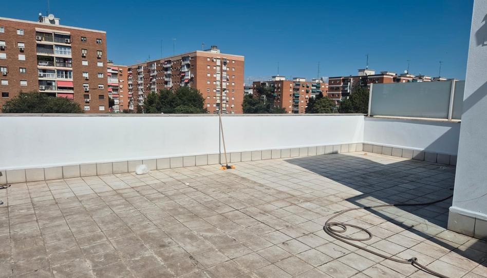 Photo 1 of Attic for sale in Calle las Fábricas, Parque Ondarreta - Urtinsa, Madrid