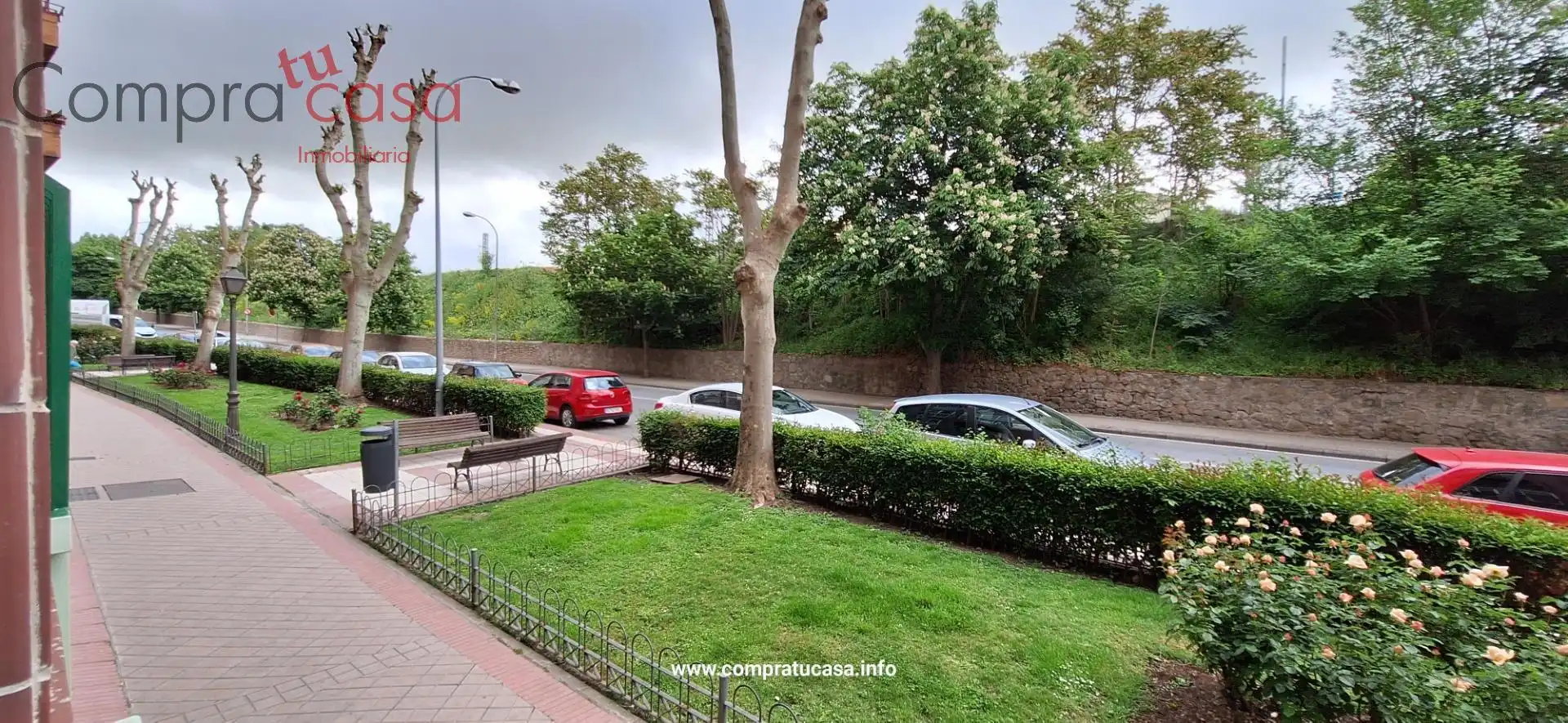 Aparcament de Pis en venda en Segovia amb Calefacció, Jardí privat i Terrassa