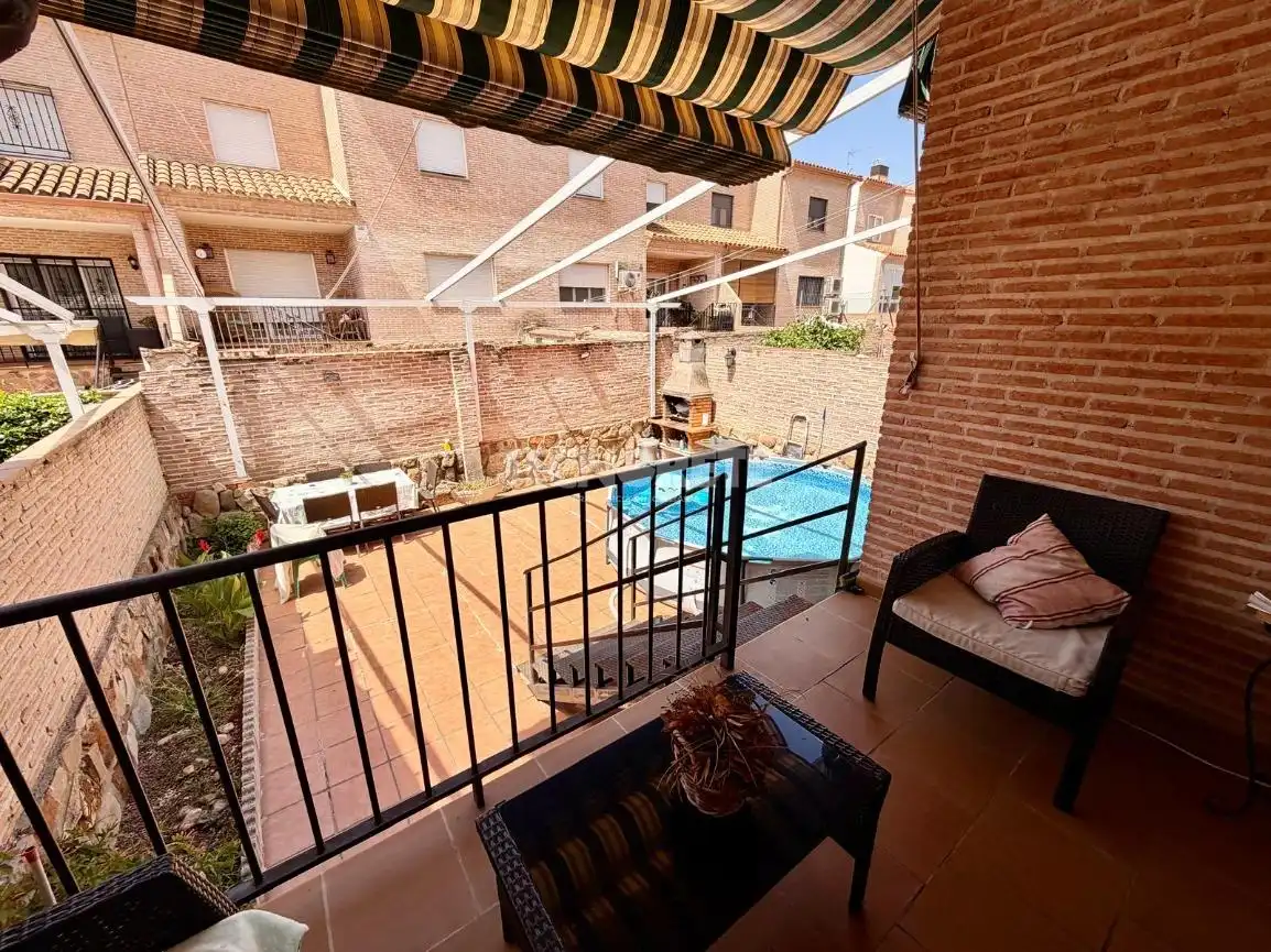 Terraza de Casa adosada en venta en Illescas con Aire acondicionado