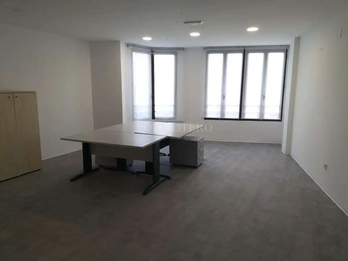 Office space with lift to rent in Ciutat Vella, imagen 8