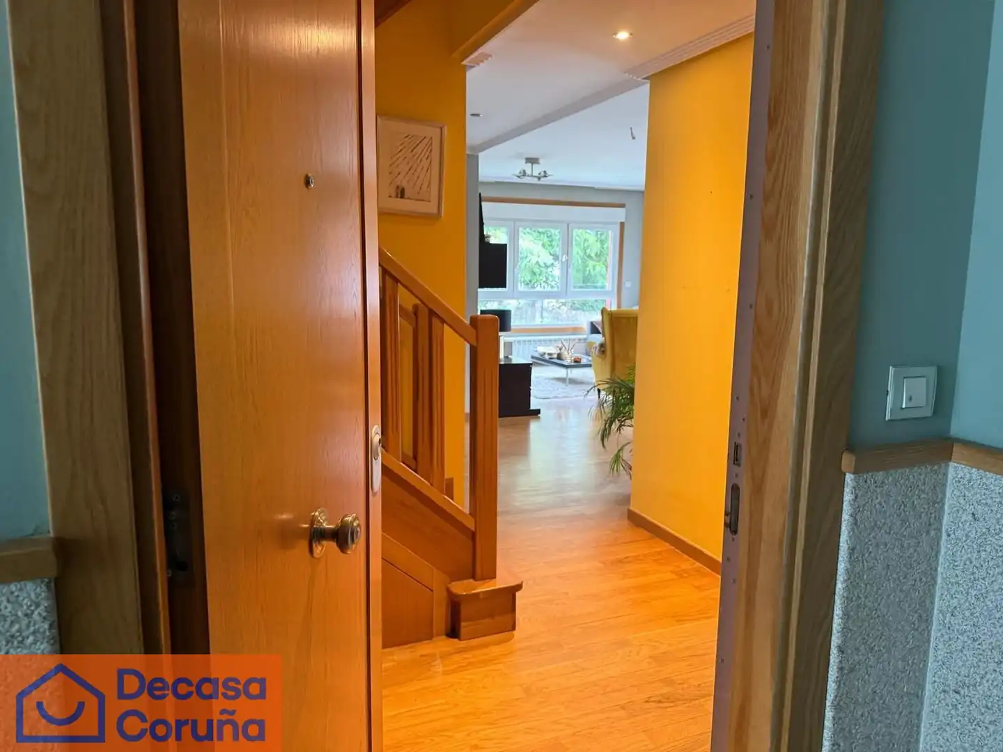 Ático en venta en Oleiros con Calefacción, Parquet y Trastero