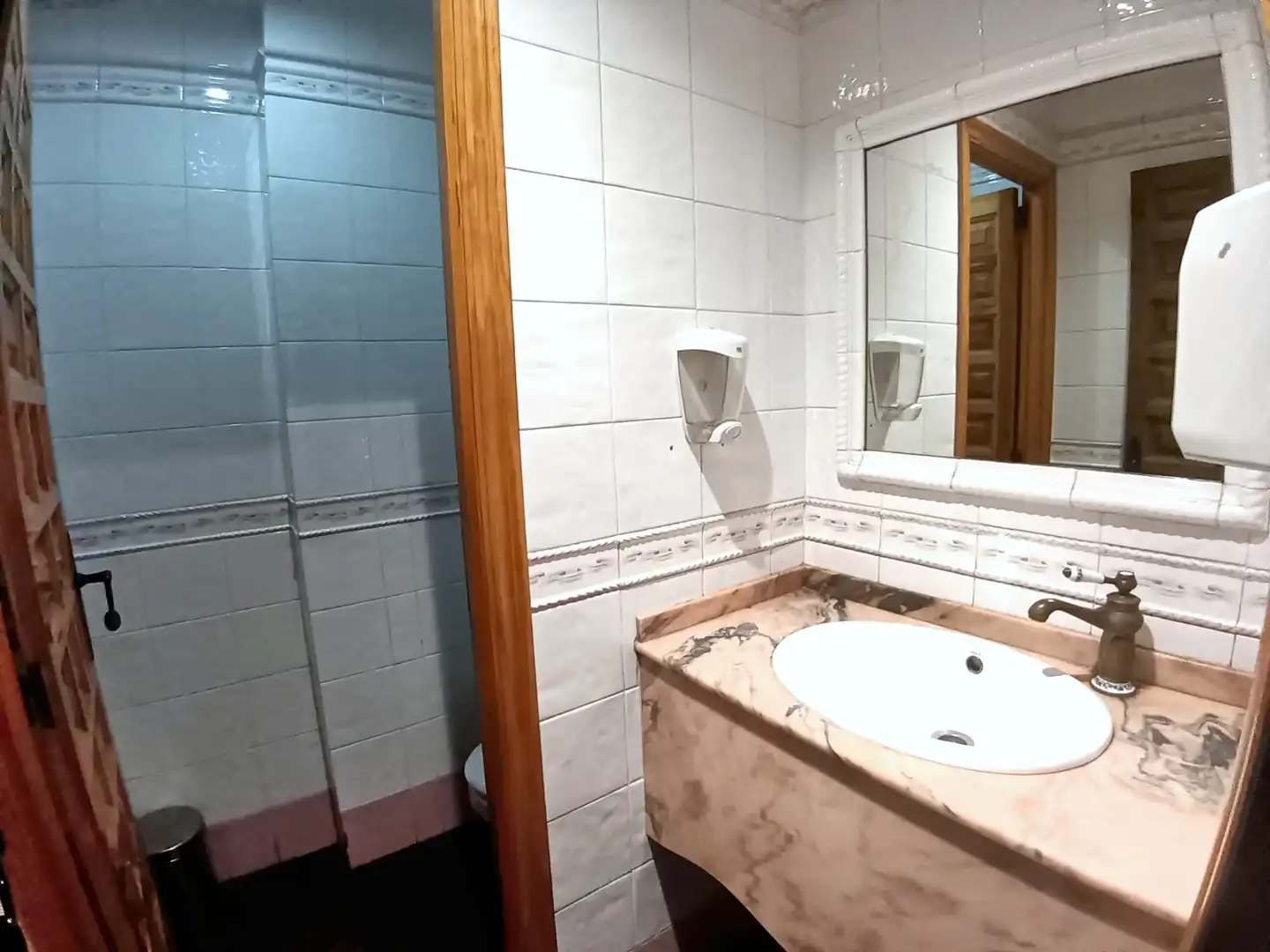 Business premises for transfer in Centre, imagen 14