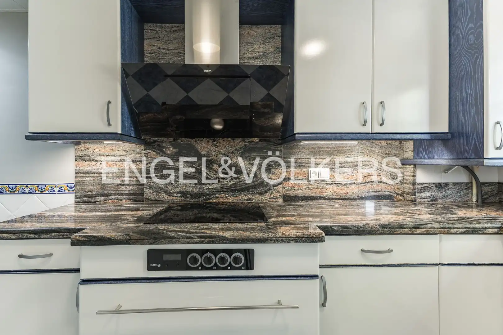 Kitchen of Houses for rent in Castelldefels  with Air Conditioner, Heating and Private garden