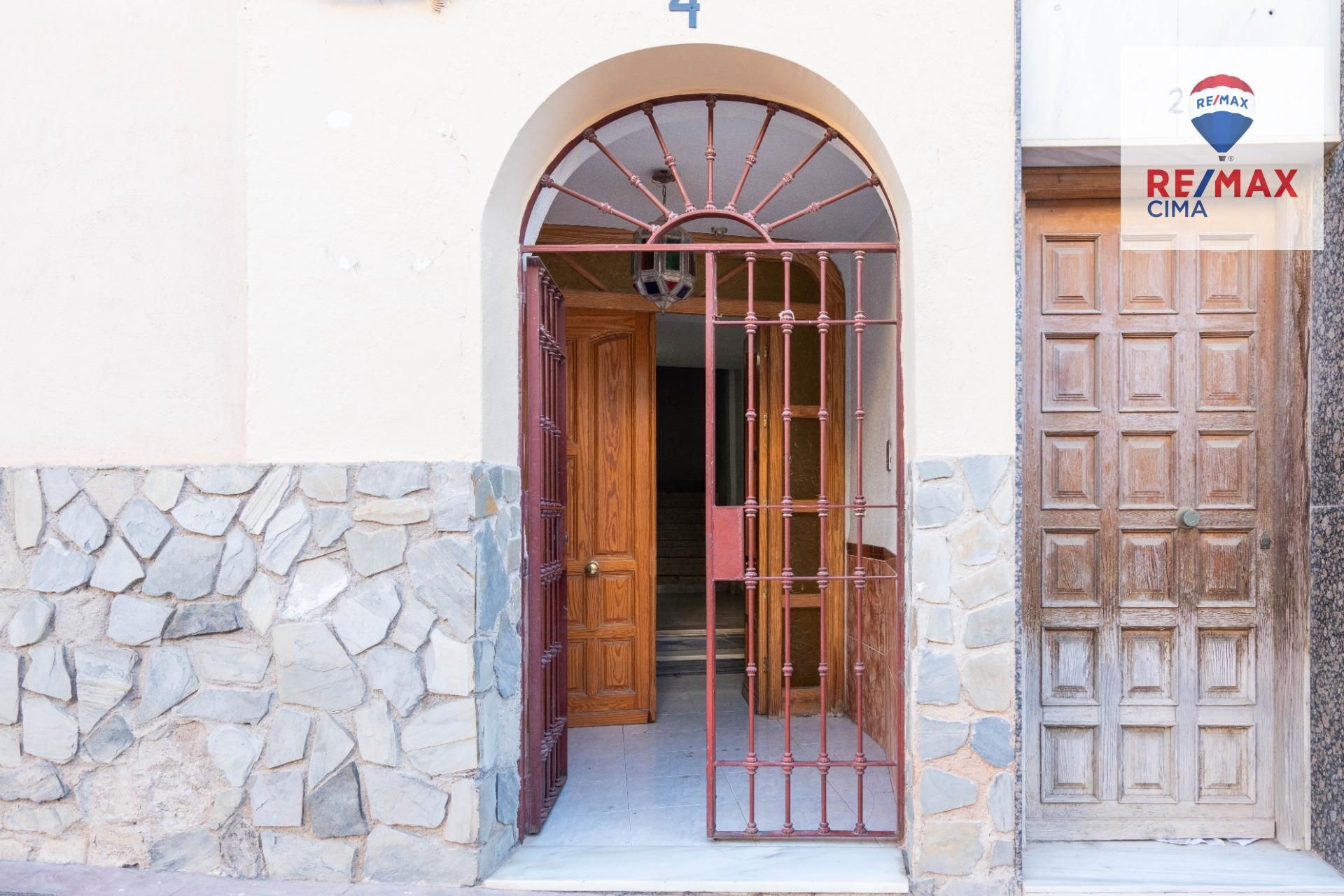 Flat for sale in Zújar  with Balcony