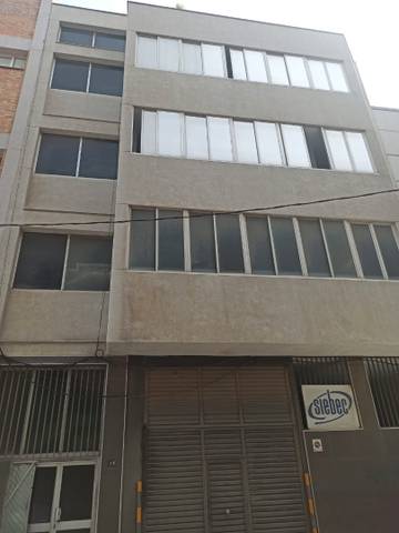 Edificio en Venta en Carrer d'Enric Morera, 14 en El Gall