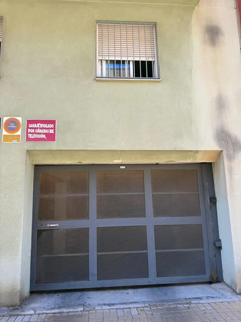 Einzelparkplatz zur Miete in Calle Honori Garcia Garcia 28