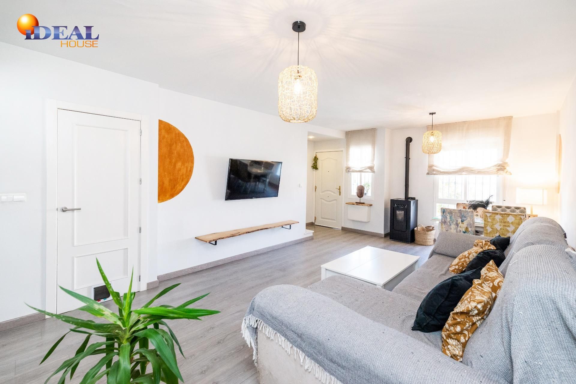 Sala de estar de Casa adosada en venta en Santa Fe con Aire acondicionado y Balcón