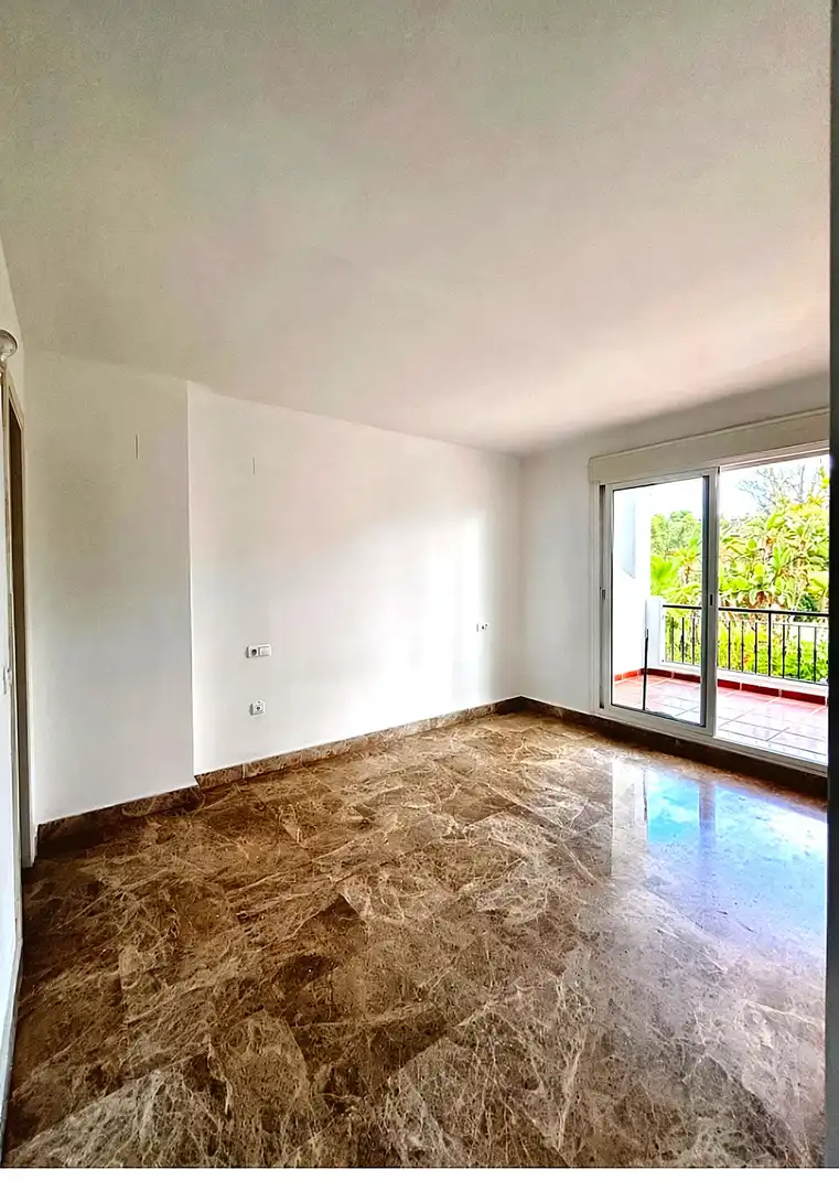 Maison jumelée avec terrasse à vendre à Nueva Andalucía, imagen 18