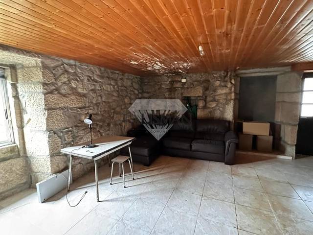 Casa-chalet en Venta en A Lama