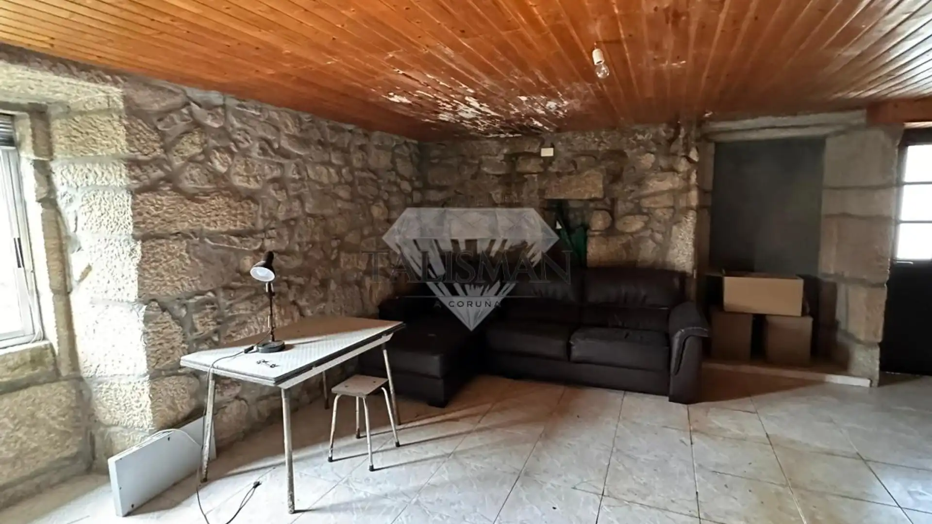 Houses for sale in A Lama    with Private garden, Storage room and Furnished